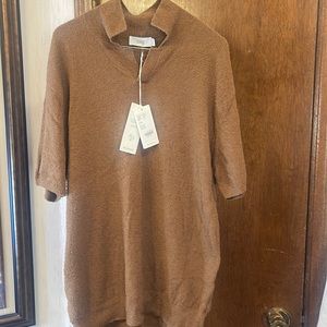 Women’s short sleeved sweater size XL